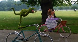 Kermit Piggie bike riding